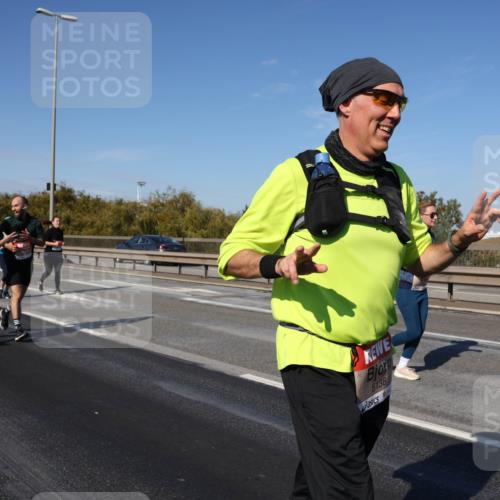 03.10.2025 - Köhlbrandbrückenlauf Julia Fischer http://msf.ph/oto/9014167 03.10.2025 13:08:44 Position 3 5138 meine-sportfotos.de