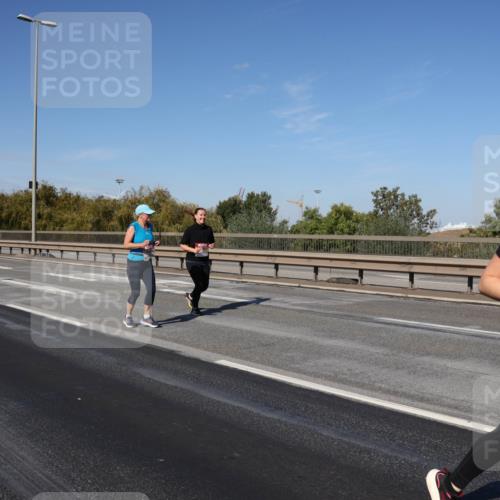 03.10.2025 - Köhlbrandbrückenlauf Julia Fischer http://msf.ph/oto/9014182 03.10.2025 13:08:47 Position 3 64 meine-sportfotos.de