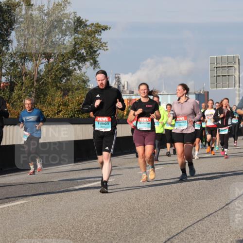 03.10.2025 - Köhlbrandbrückenlauf Luisa Fischer http://msf.ph/oto/9014183 03.10.2025 10:58:19 Position 3 3515, 1169, 2054, 2687 meine-sportfotos.de