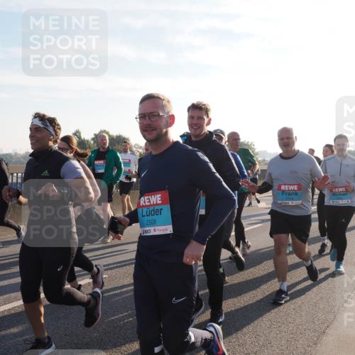 03.10.2025 - Köhlbrandbrückenlauf Fabian Wolf http://msf.ph/oto/9014192 03.10.2025 09:24:28 Position 3 148, 2509, 65463, 3661, 1704 meine-sportfotos.de