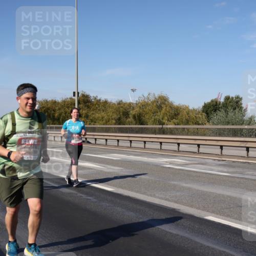 03.10.2025 - Köhlbrandbrückenlauf Julia Fischer http://msf.ph/oto/9014193 03.10.2025 13:08:49 Position 3 510, 1 meine-sportfotos.de