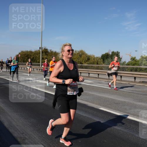 03.10.2025 - Köhlbrandbrückenlauf Julia Fischer http://msf.ph/oto/9014219 03.10.2025 13:08:56 Position 3 14596 meine-sportfotos.de