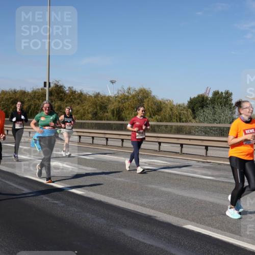 03.10.2025 - Köhlbrandbrückenlauf Julia Fischer http://msf.ph/oto/9014229 03.10.2025 13:08:58 Position 3 5762 meine-sportfotos.de