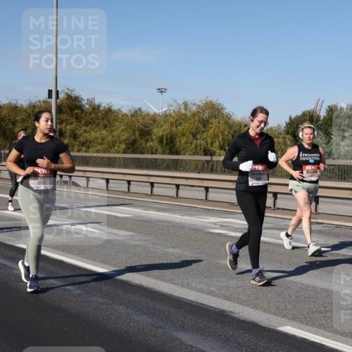 03.10.2025 - Köhlbrandbrückenlauf Julia Fischer http://msf.ph/oto/9014248 03.10.2025 13:09:01 Position 3 5476 meine-sportfotos.de