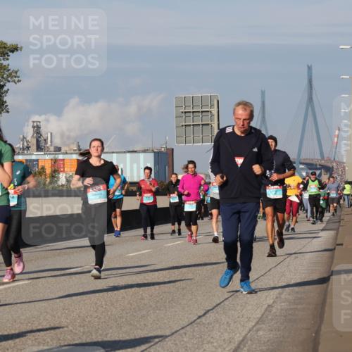 03.10.2025 - Köhlbrandbrückenlauf Luisa Fischer http://msf.ph/oto/9014288 03.10.2025 10:58:29 Position 3 1604 meine-sportfotos.de