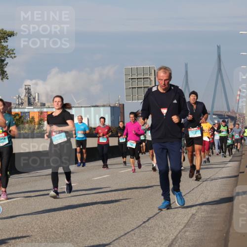 03.10.2025 - Köhlbrandbrückenlauf Luisa Fischer http://msf.ph/oto/9014292 03.10.2025 10:58:29 Position 3 1604, 1460, 3724 meine-sportfotos.de