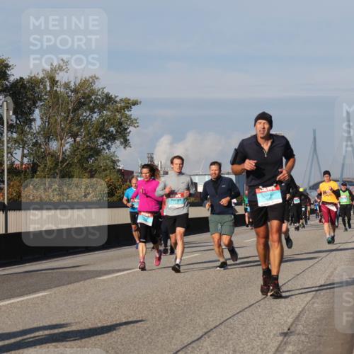 03.10.2025 - Köhlbrandbrückenlauf Luisa Fischer http://msf.ph/oto/9014335 03.10.2025 10:58:34 Position 3  meine-sportfotos.de