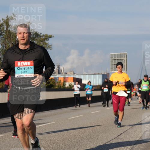 03.10.2025 - Köhlbrandbrückenlauf Luisa Fischer http://msf.ph/oto/9014392 03.10.2025 10:58:39 Position 3 3473 meine-sportfotos.de
