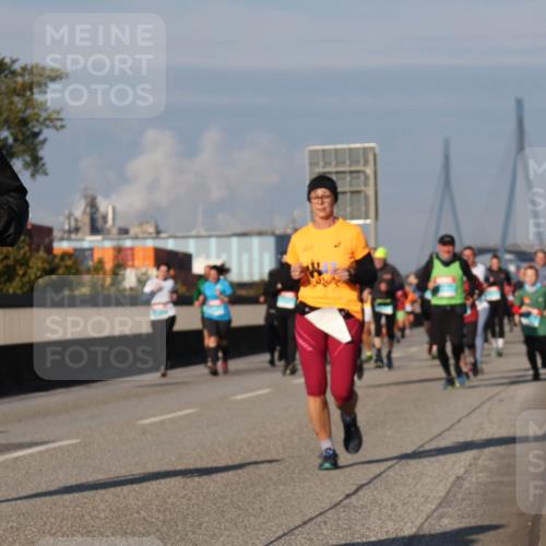 03.10.2025 - Köhlbrandbrückenlauf Luisa Fischer http://msf.ph/oto/9014396 03.10.2025 10:58:39 Position 3 3473 meine-sportfotos.de