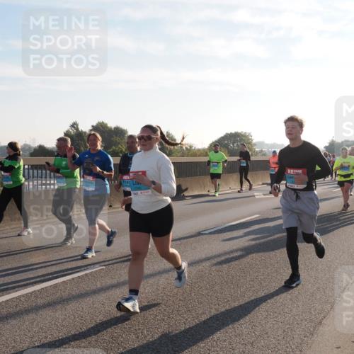 03.10.2025 - Köhlbrandbrückenlauf Fabian Wolf http://msf.ph/oto/9014418 03.10.2025 09:24:38 Position 3 2340 meine-sportfotos.de