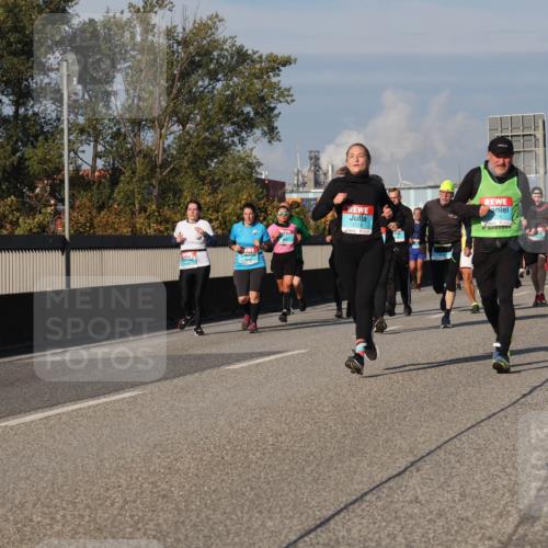 03.10.2025 - Köhlbrandbrückenlauf Luisa Fischer http://msf.ph/oto/9014441 03.10.2025 10:58:44 Position 3 3134, 3499 meine-sportfotos.de