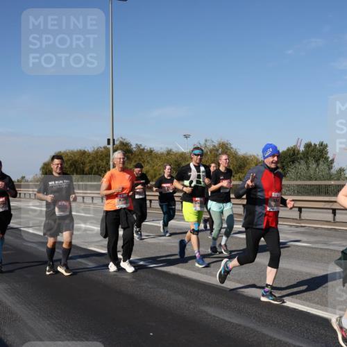 03.10.2025 - Köhlbrandbrückenlauf Julia Fischer http://msf.ph/oto/9014449 03.10.2025 13:09:47 Position 3 4914 meine-sportfotos.de