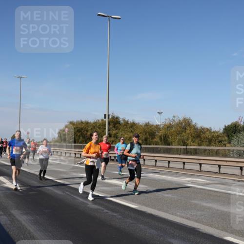 03.10.2025 - Köhlbrandbrückenlauf Julia Fischer http://msf.ph/oto/9014509 03.10.2025 13:09:58 Position 3  meine-sportfotos.de