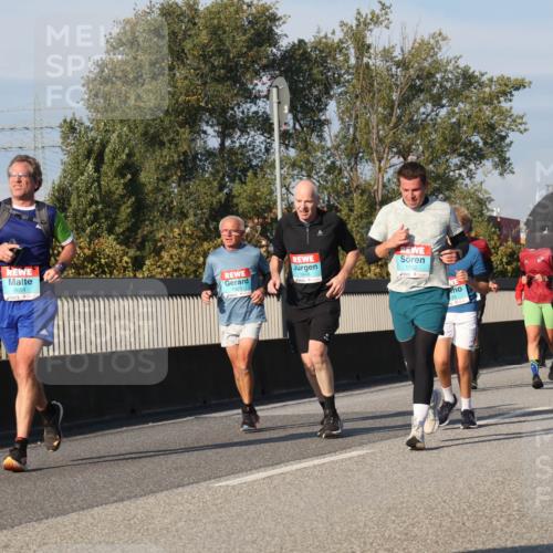 03.10.2025 - Köhlbrandbrückenlauf Luisa Fischer http://msf.ph/oto/9014550 03.10.2025 10:58:55 Position 3 3691, 1848, 1782, 1523, 1588, 1714 meine-sportfotos.de