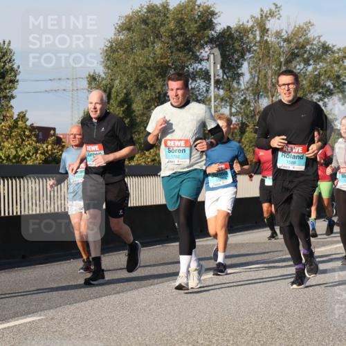 03.10.2025 - Köhlbrandbrückenlauf Luisa Fischer http://msf.ph/oto/9014563 03.10.2025 10:58:57 Position 3 1523, 1782, 3126, 1588, 1892 meine-sportfotos.de