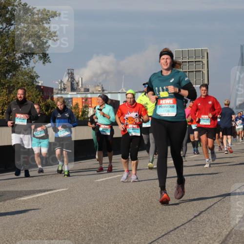 03.10.2025 - Köhlbrandbrückenlauf Luisa Fischer http://msf.ph/oto/9014698 03.10.2025 10:59:10 Position 3 3645, 1735 meine-sportfotos.de