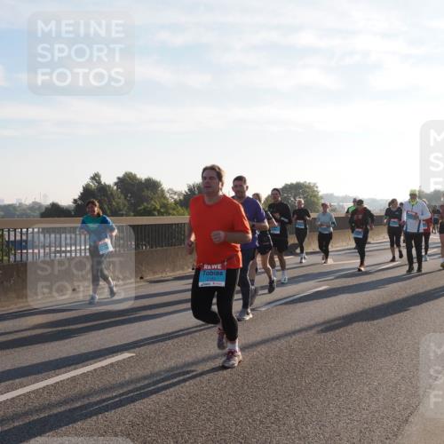 03.10.2025 - Köhlbrandbrückenlauf Fabian Wolf http://msf.ph/oto/9014721 03.10.2025 09:24:51 Position 3 2163 meine-sportfotos.de