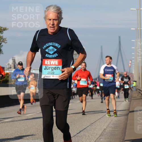 03.10.2025 - Köhlbrandbrückenlauf Luisa Fischer http://msf.ph/oto/9014793 03.10.2025 10:59:19 Position 3 2699 meine-sportfotos.de