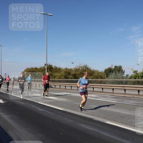 03.10.2025 - Köhlbrandbrückenlauf Julia Fischer http://msf.ph/oto/9014830 03.10.2025 13:11:04 Position 3  meine-sportfotos.de