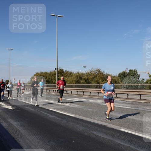 03.10.2025 - Köhlbrandbrückenlauf Julia Fischer http://msf.ph/oto/9014836 03.10.2025 13:11:04 Position 3  meine-sportfotos.de
