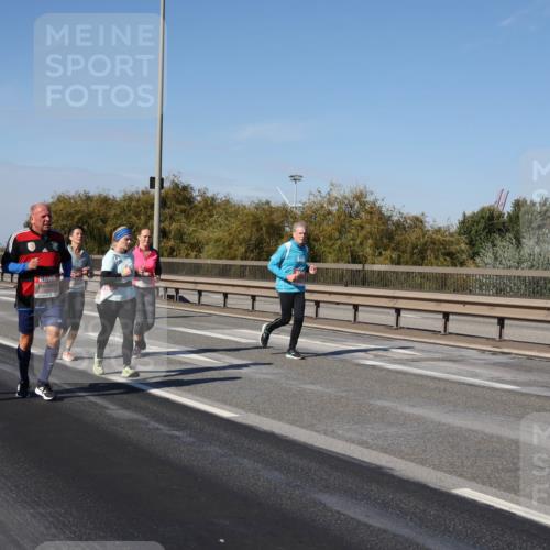 03.10.2025 - Köhlbrandbrückenlauf Julia Fischer http://msf.ph/oto/9014837 03.10.2025 13:11:08 Position 3  meine-sportfotos.de