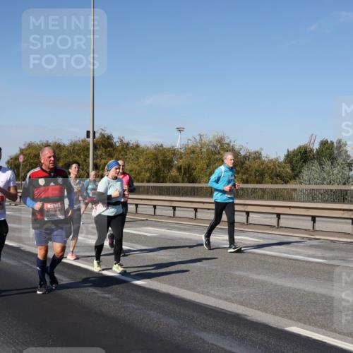03.10.2025 - Köhlbrandbrückenlauf Julia Fischer http://msf.ph/oto/9014848 03.10.2025 13:11:09 Position 3  meine-sportfotos.de