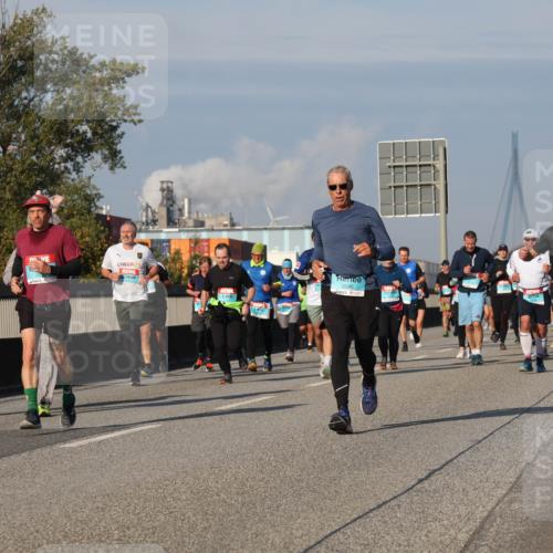 03.10.2025 - Köhlbrandbrückenlauf Luisa Fischer http://msf.ph/oto/9014849 03.10.2025 10:59:25 Position 3 24, 2246 meine-sportfotos.de