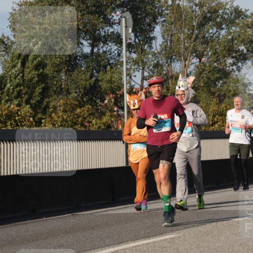 03.10.2025 - Köhlbrandbrückenlauf Luisa Fischer http://msf.ph/oto/9014858 03.10.2025 10:59:26 Position 3 2822, 24 meine-sportfotos.de