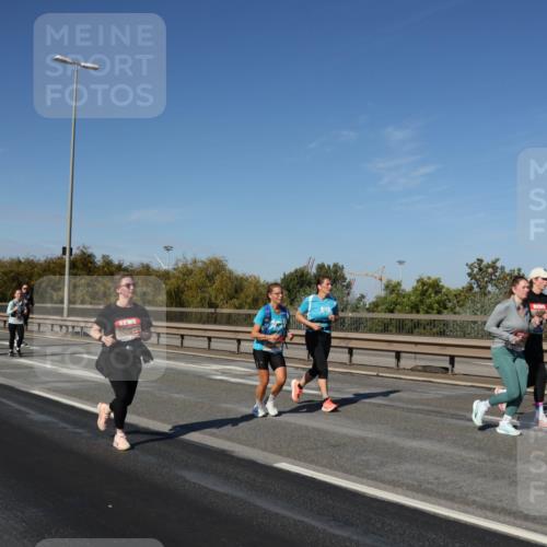 03.10.2025 - Köhlbrandbrückenlauf Julia Fischer http://msf.ph/oto/9014886 03.10.2025 13:11:20 Position 3  meine-sportfotos.de