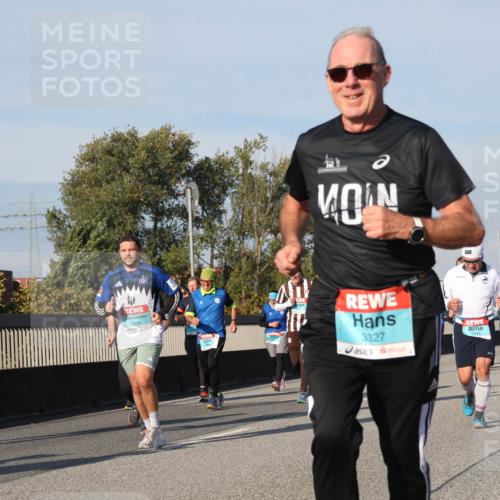 03.10.2025 - Köhlbrandbrückenlauf Luisa Fischer http://msf.ph/oto/9014914 03.10.2025 10:59:31 Position 3 24, 3327 meine-sportfotos.de