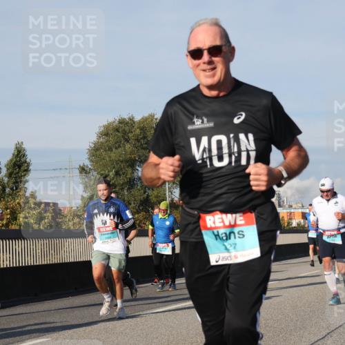 03.10.2025 - Köhlbrandbrückenlauf Luisa Fischer http://msf.ph/oto/9014918 03.10.2025 10:59:32 Position 3 24, 2834, 27 meine-sportfotos.de