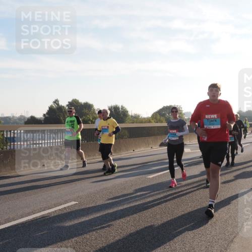 03.10.2025 - Köhlbrandbrückenlauf Fabian Wolf http://msf.ph/oto/9014932 03.10.2025 09:24:58 Position 3 2632 meine-sportfotos.de