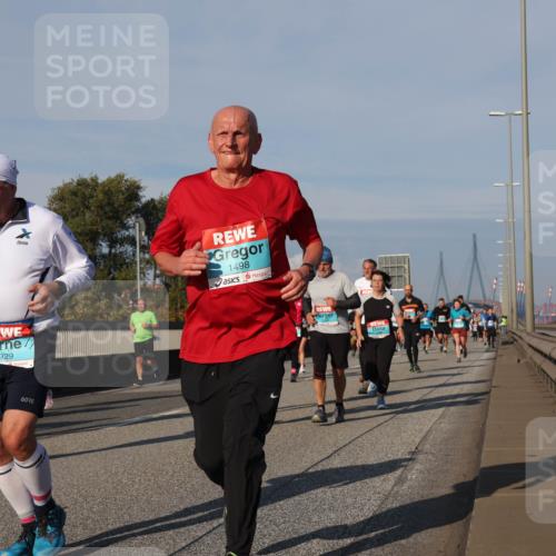 03.10.2025 - Köhlbrandbrückenlauf Luisa Fischer http://msf.ph/oto/9014945 03.10.2025 10:59:35 Position 3 1498, 2929 meine-sportfotos.de