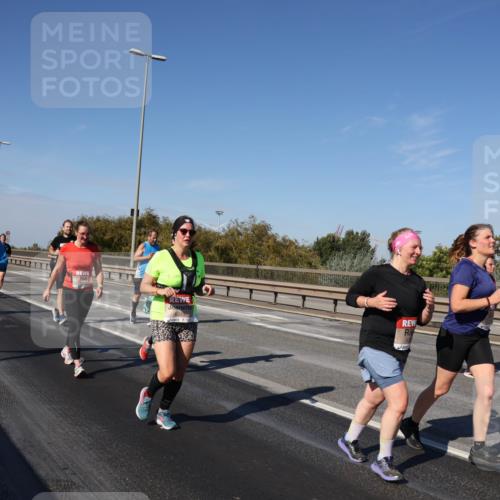 03.10.2025 - Köhlbrandbrückenlauf Julia Fischer http://msf.ph/oto/9014960 03.10.2025 13:11:33 Position 3  meine-sportfotos.de