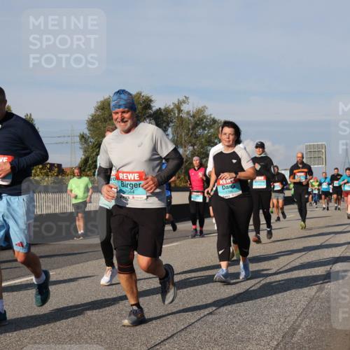 03.10.2025 - Köhlbrandbrückenlauf Luisa Fischer http://msf.ph/oto/9014969 03.10.2025 10:59:37 Position 3 2044, 1796 meine-sportfotos.de