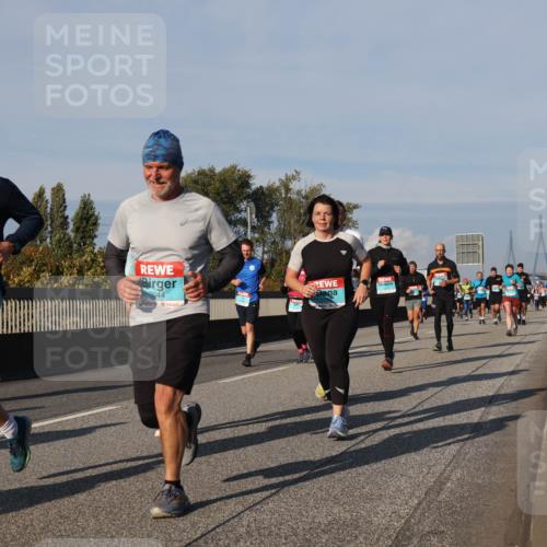 03.10.2025 - Köhlbrandbrückenlauf Luisa Fischer http://msf.ph/oto/9014972 03.10.2025 10:59:37 Position 3 3796, 2044 meine-sportfotos.de