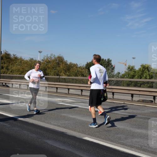 03.10.2025 - Köhlbrandbrückenlauf Julia Fischer http://msf.ph/oto/9015028 03.10.2025 13:11:51 Position 3 1980106 meine-sportfotos.de