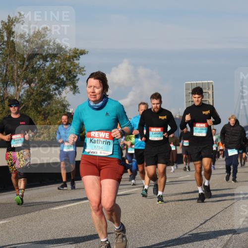 03.10.2025 - Köhlbrandbrückenlauf Luisa Fischer http://msf.ph/oto/9015033 03.10.2025 10:59:43 Position 3 1754, 3207 meine-sportfotos.de