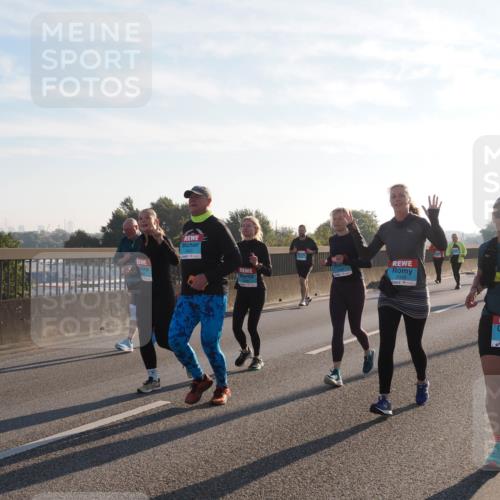 03.10.2025 - Köhlbrandbrückenlauf Fabian Wolf http://msf.ph/oto/9015040 03.10.2025 09:25:01 Position 3 2463, 2320, 2830 meine-sportfotos.de