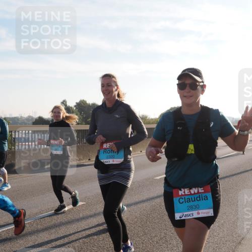 03.10.2025 - Köhlbrandbrückenlauf Fabian Wolf http://msf.ph/oto/9015074 03.10.2025 09:25:02 Position 3 2320, 2830 meine-sportfotos.de