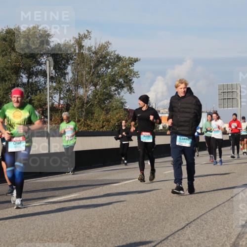 03.10.2025 - Köhlbrandbrückenlauf Luisa Fischer http://msf.ph/oto/9015081 03.10.2025 10:59:49 Position 3 3668, 3348, 1372 meine-sportfotos.de