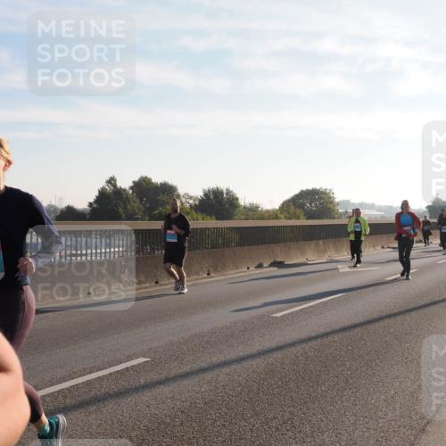 03.10.2025 - Köhlbrandbrückenlauf Fabian Wolf http://msf.ph/oto/9015098 03.10.2025 09:25:03 Position 3 3408 meine-sportfotos.de