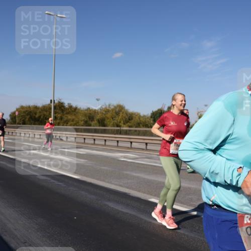 03.10.2025 - Köhlbrandbrückenlauf Julia Fischer http://msf.ph/oto/9015119 03.10.2025 13:12:13 Position 3 5222 meine-sportfotos.de