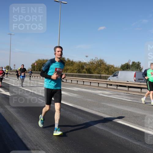 03.10.2025 - Köhlbrandbrückenlauf Julia Fischer http://msf.ph/oto/9015148 03.10.2025 13:12:22 Position 3  meine-sportfotos.de
