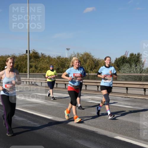 03.10.2025 - Köhlbrandbrückenlauf Julia Fischer http://msf.ph/oto/9015217 03.10.2025 13:12:33 Position 3 5391, 14 meine-sportfotos.de