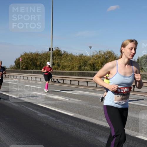 03.10.2025 - Köhlbrandbrückenlauf Julia Fischer http://msf.ph/oto/9015224 03.10.2025 13:12:34 Position 3 5391 meine-sportfotos.de