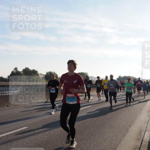 03.10.2025 - Köhlbrandbrückenlauf Fabian Wolf http://msf.ph/oto/9015232 03.10.2025 09:25:10 Position 3 2439 meine-sportfotos.de