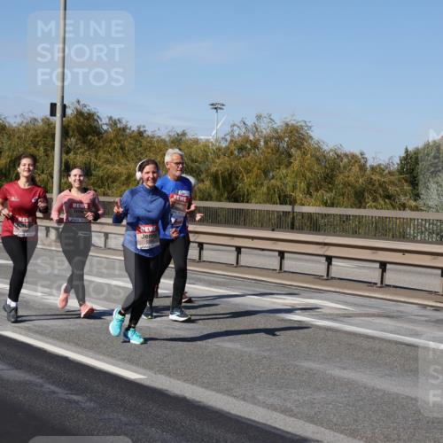 03.10.2025 - Köhlbrandbrückenlauf Julia Fischer http://msf.ph/oto/9015272 03.10.2025 13:12:48 Position 3  meine-sportfotos.de