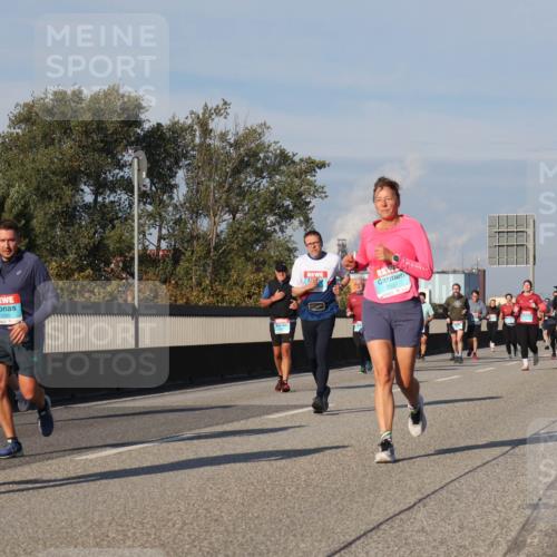 03.10.2025 - Köhlbrandbrückenlauf Luisa Fischer http://msf.ph/oto/9015314 03.10.2025 11:00:12 Position 3 2285, 3507 meine-sportfotos.de