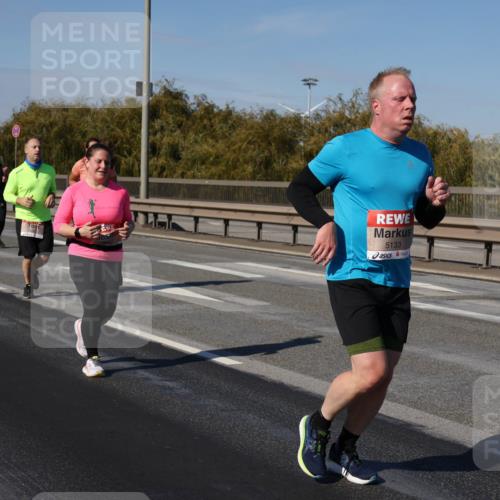 03.10.2025 - Köhlbrandbrückenlauf Julia Fischer http://msf.ph/oto/9015316 03.10.2025 13:12:57 Position 3 5133 meine-sportfotos.de